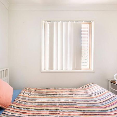 Room With Separate Bath In Shared Homestay ريدكليف المظهر الخارجي الصورة